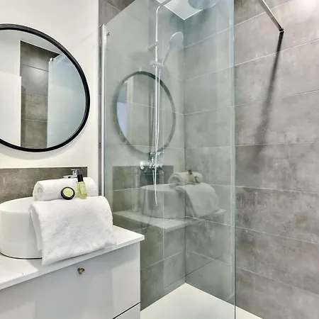 Appartamento Guestready -- Modern Minimalist Apartment Faubourg-Montmarte
