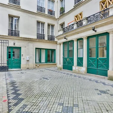 Guestready -- Modern Minimalist Apartment Faubourg-Montmarte Apartment *